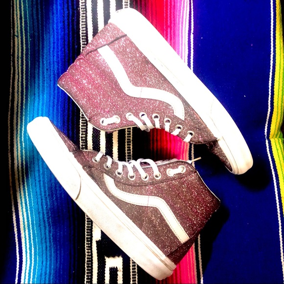 Vans Shoes - Vans Glitter lace-up high tops in women’s 6.5